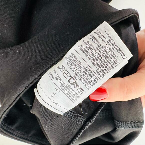 2 NEW OLD NAVY ACTIVE Black Navy Blue Go Dry Mesh Cutout High Rise Leggings S - Picture 13 of 15